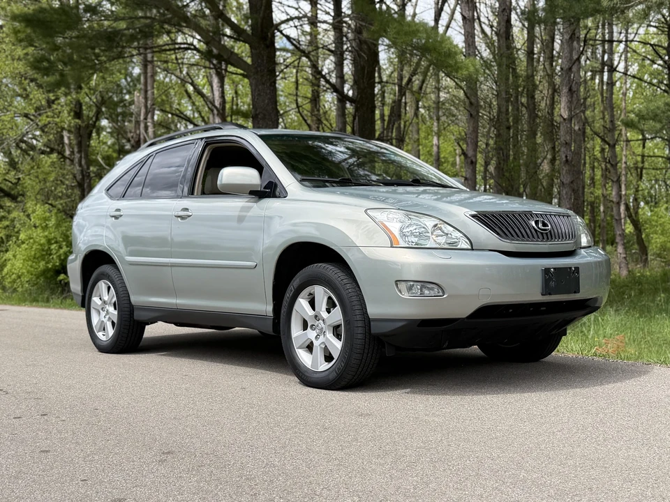 2004 Lexus RX 2nd Gen - Image 27 of 31