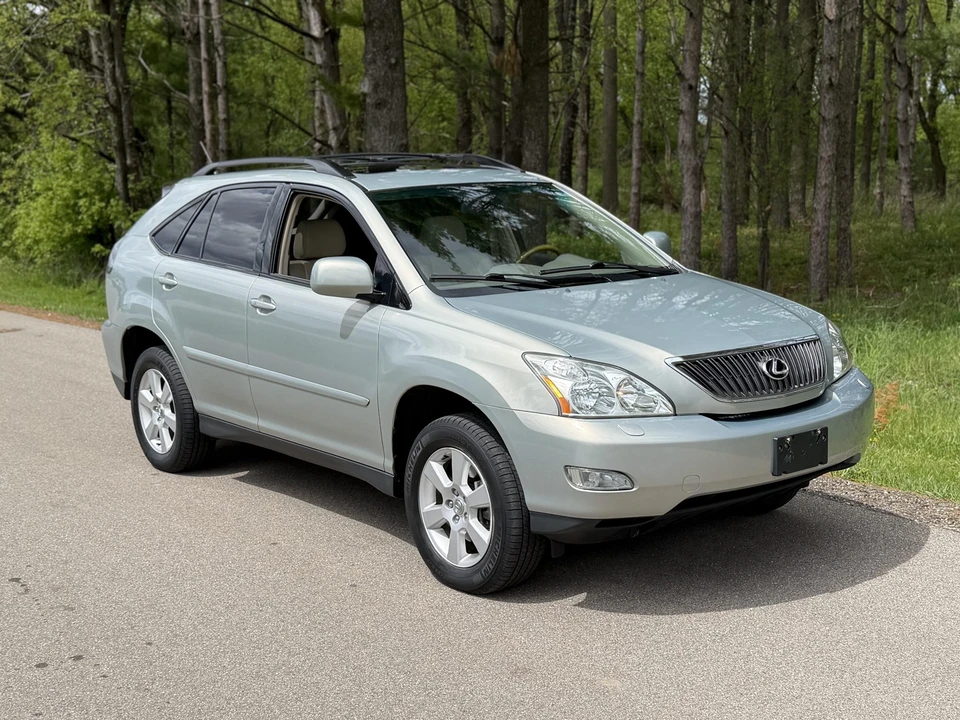 2004 Lexus RX 2nd Gen - Image 29 of 31