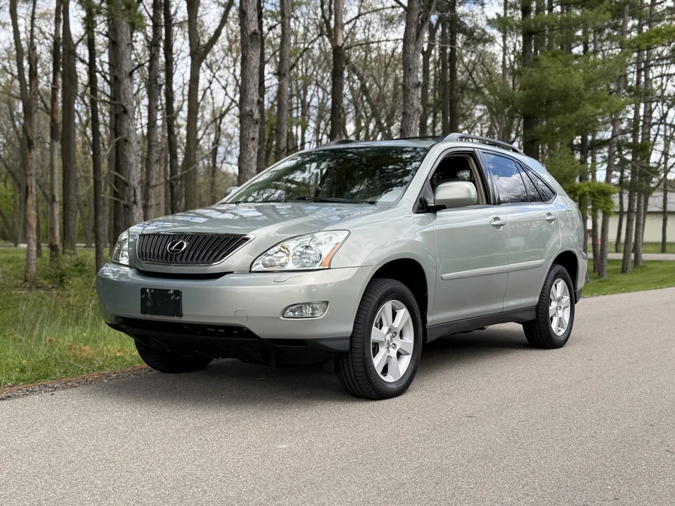 2004 Lexus RX 2nd Gen - Image 3 of 31