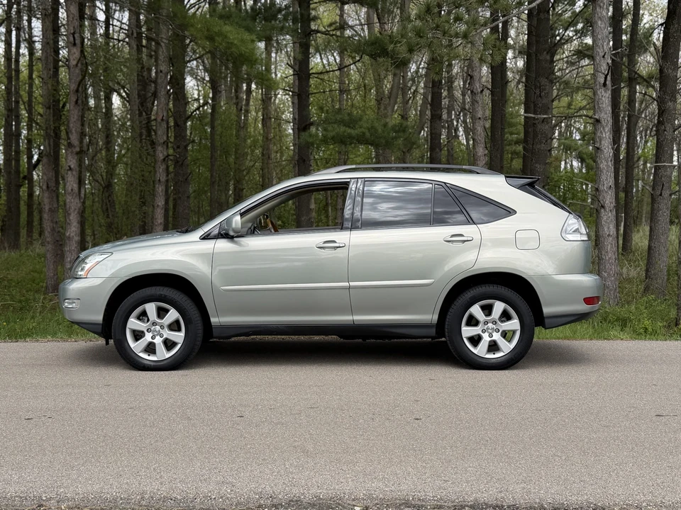2004 Lexus RX 2nd Gen - Image 7 of 31