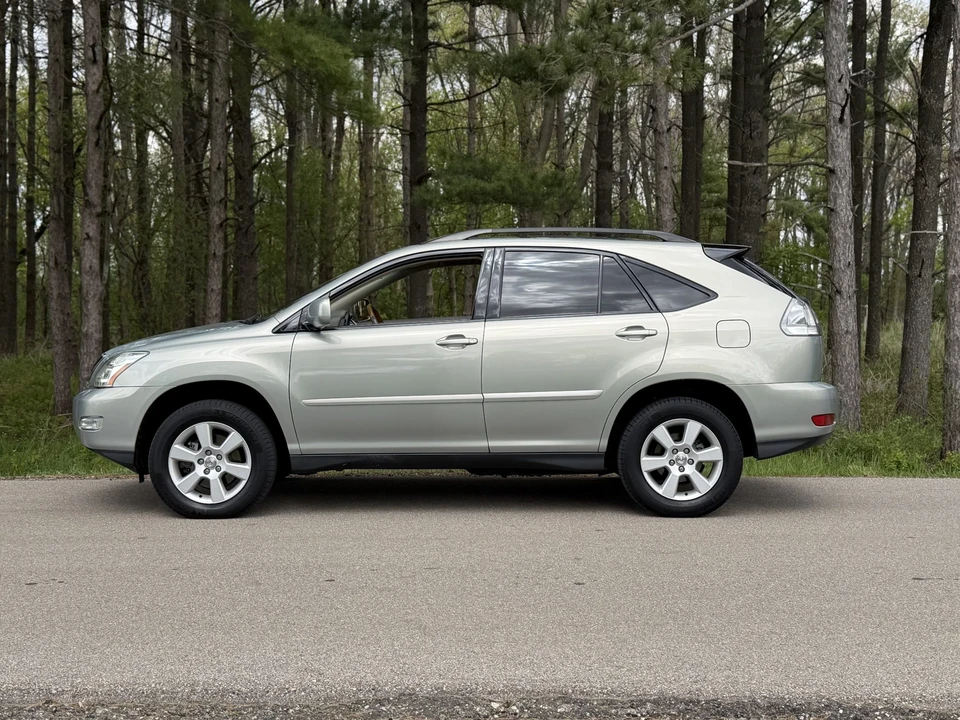 2004 Lexus RX 2nd Gen - Image 8 of 31
