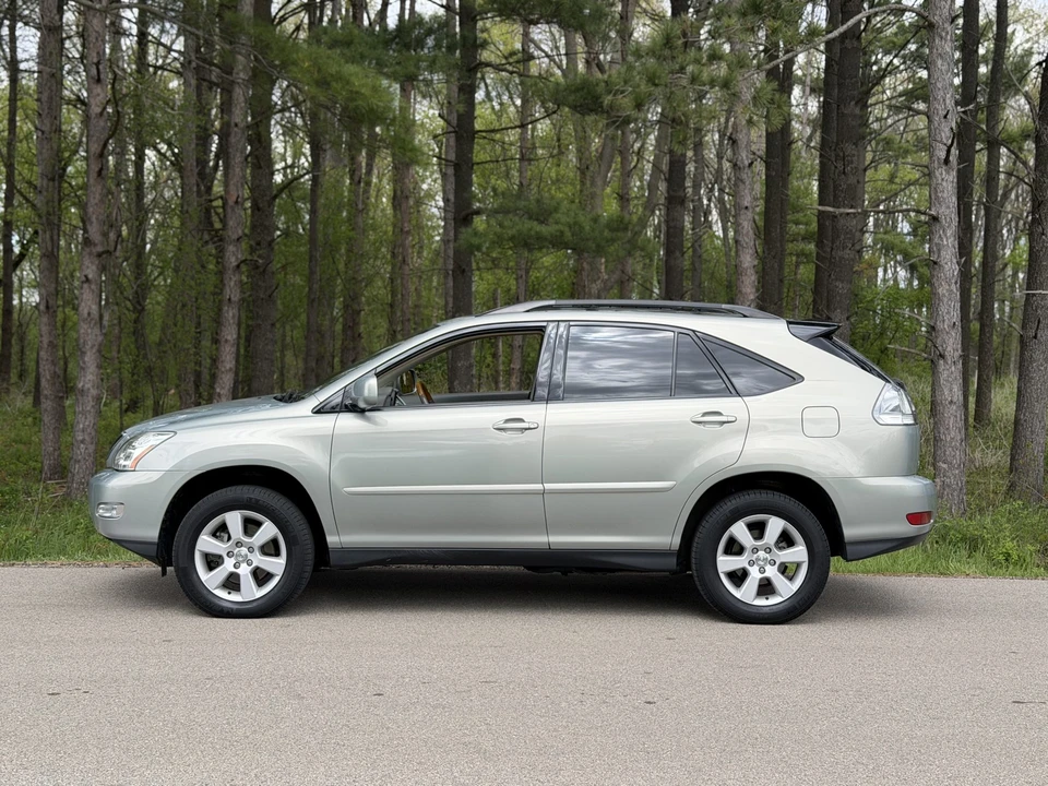 2004 Lexus RX 2nd Gen - Image 10 of 31
