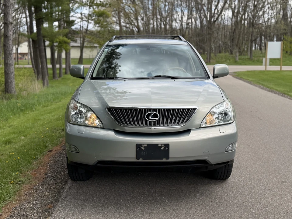 2004 Lexus RX 2nd Gen - Image 2 of 31