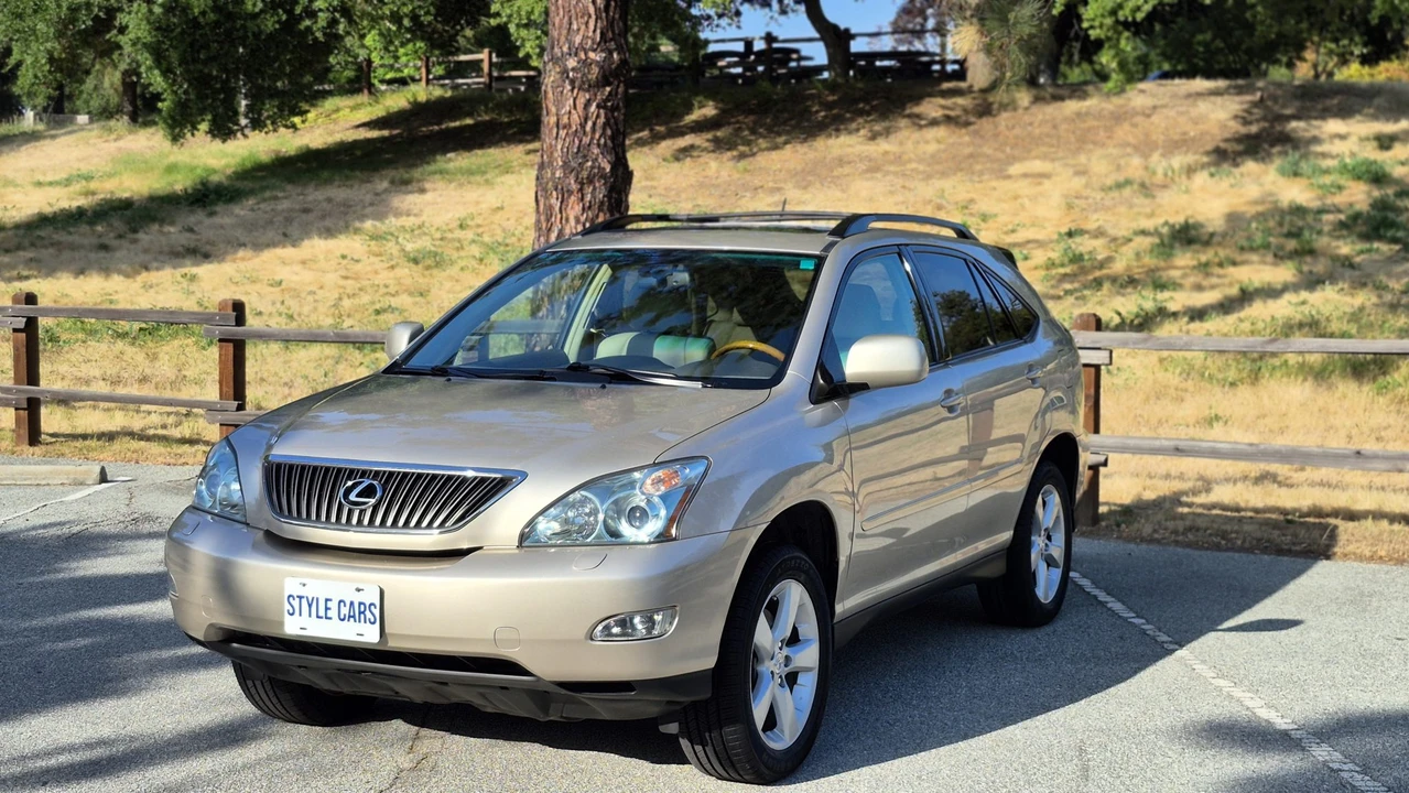 2004 Lexus RX 2nd Gen - Image 4 of 31