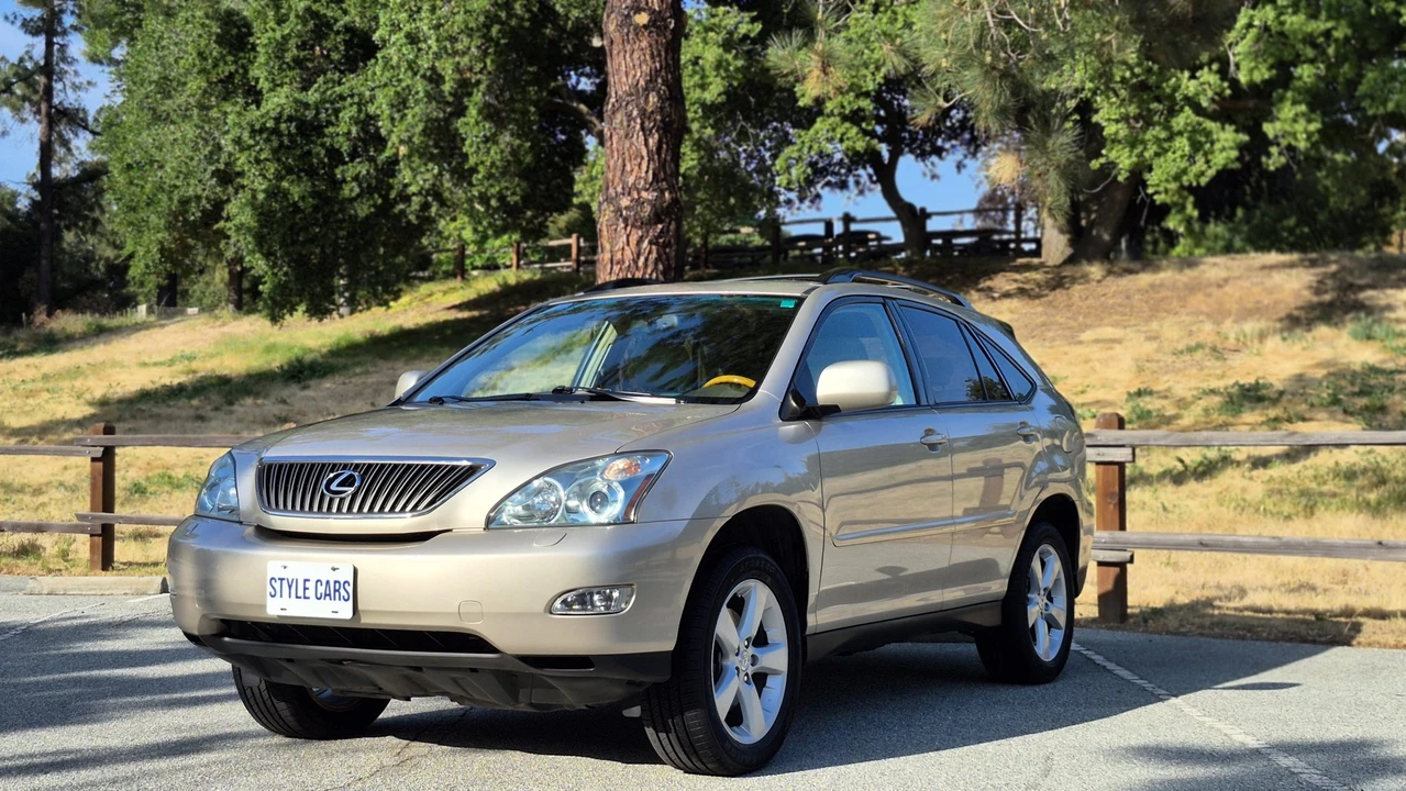2004 Lexus RX 2nd Gen - Image 6 of 31