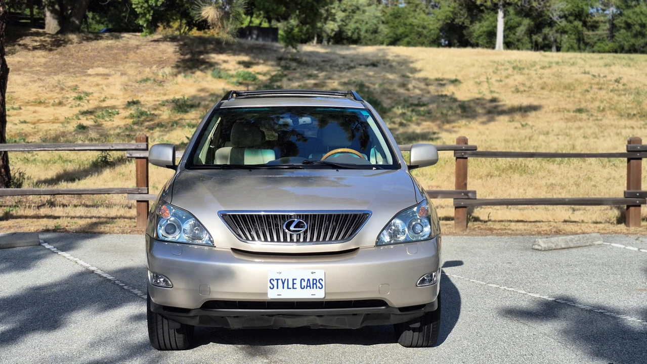 2004 Lexus RX 2nd Gen - Image 28 of 31