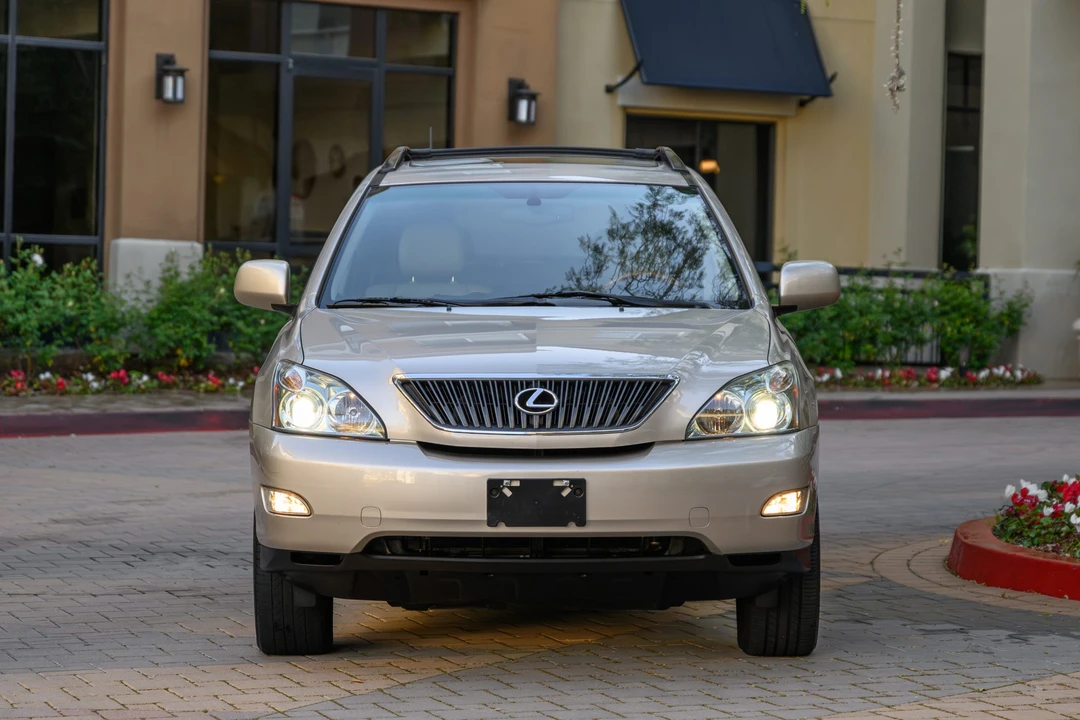2004 Lexus RX 2nd Gen - Image 5 of 31