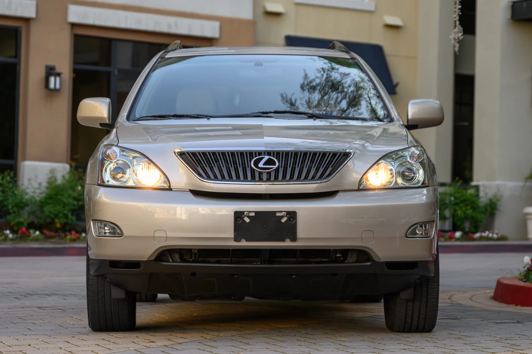 2004 Lexus RX 2nd Gen - Image 6 of 31