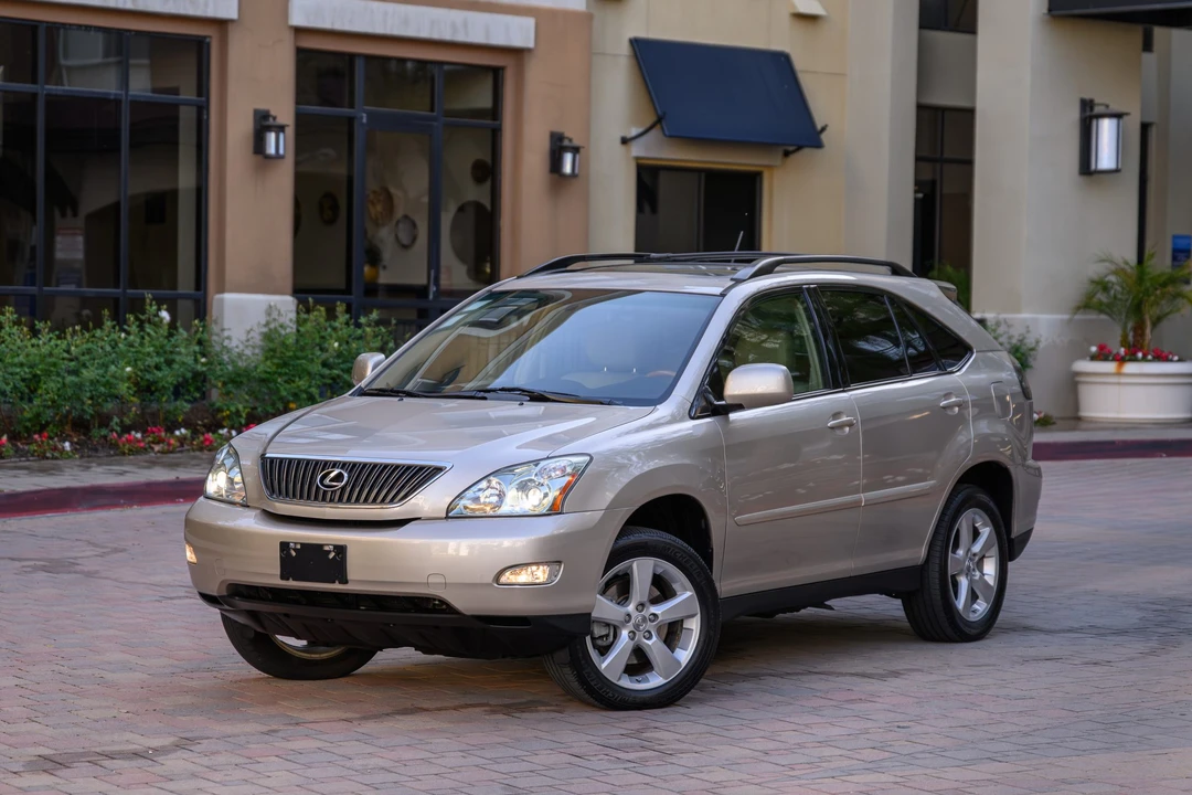 2004 Lexus RX 2nd Gen - Image 3 of 31