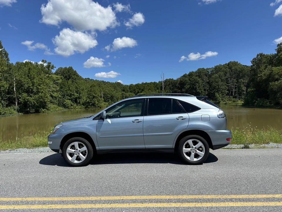 2004 Lexus RX 2nd Gen - Image 20 of 31
