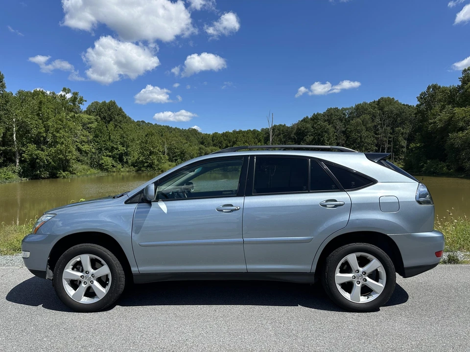2004 Lexus RX 2nd Gen - Image 21 of 31