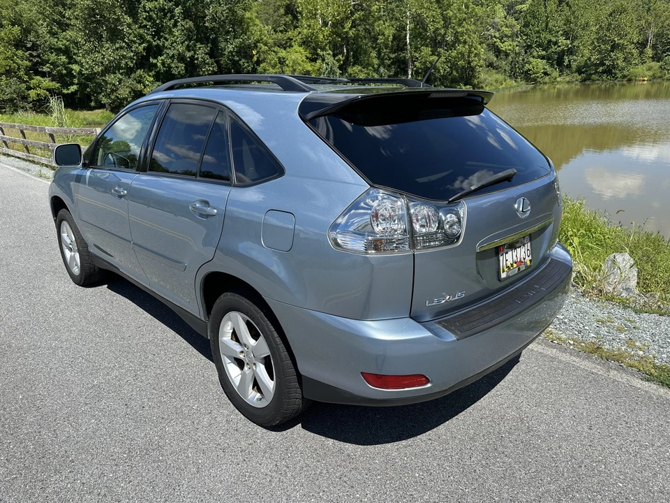 2004 Lexus RX 2nd Gen - Image 18 of 31