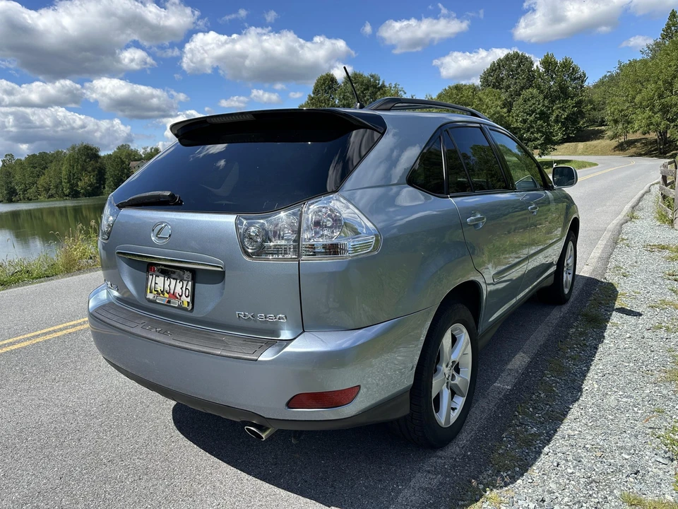 2004 Lexus RX 2nd Gen - Image 13 of 31