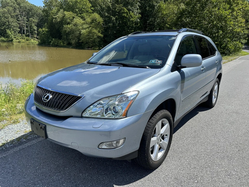 2004 Lexus RX 2nd Gen - Image 3 of 31