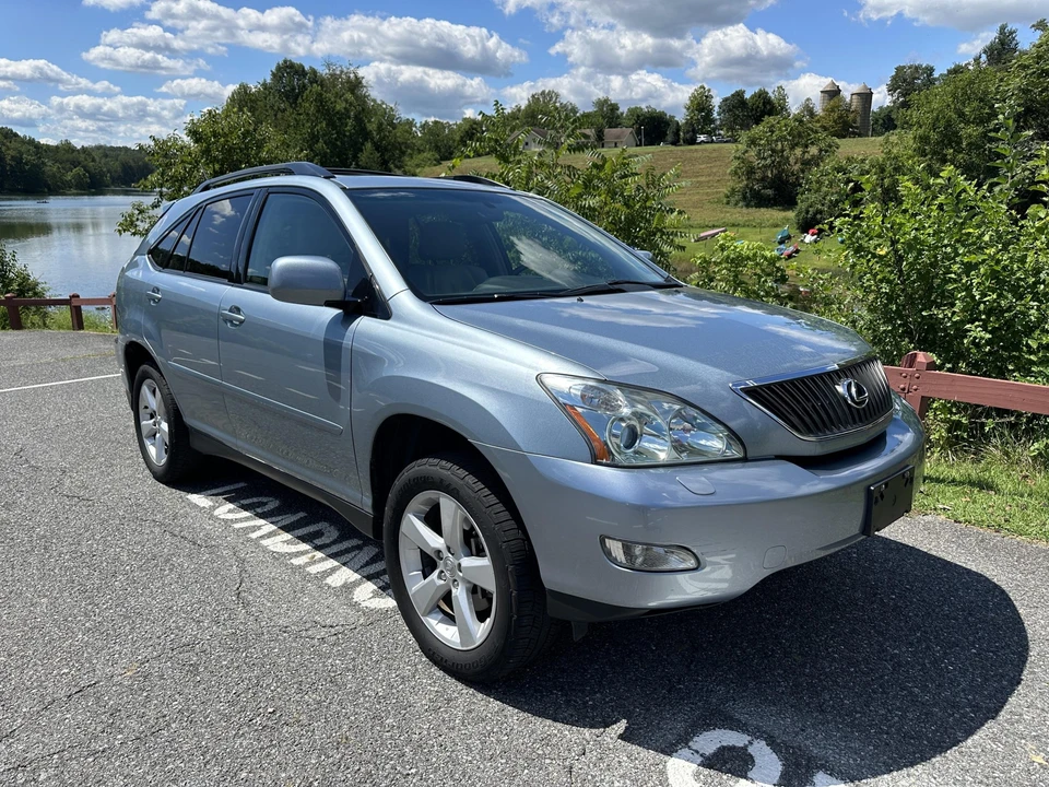 2004 Lexus RX 2nd Gen - Image 9 of 31