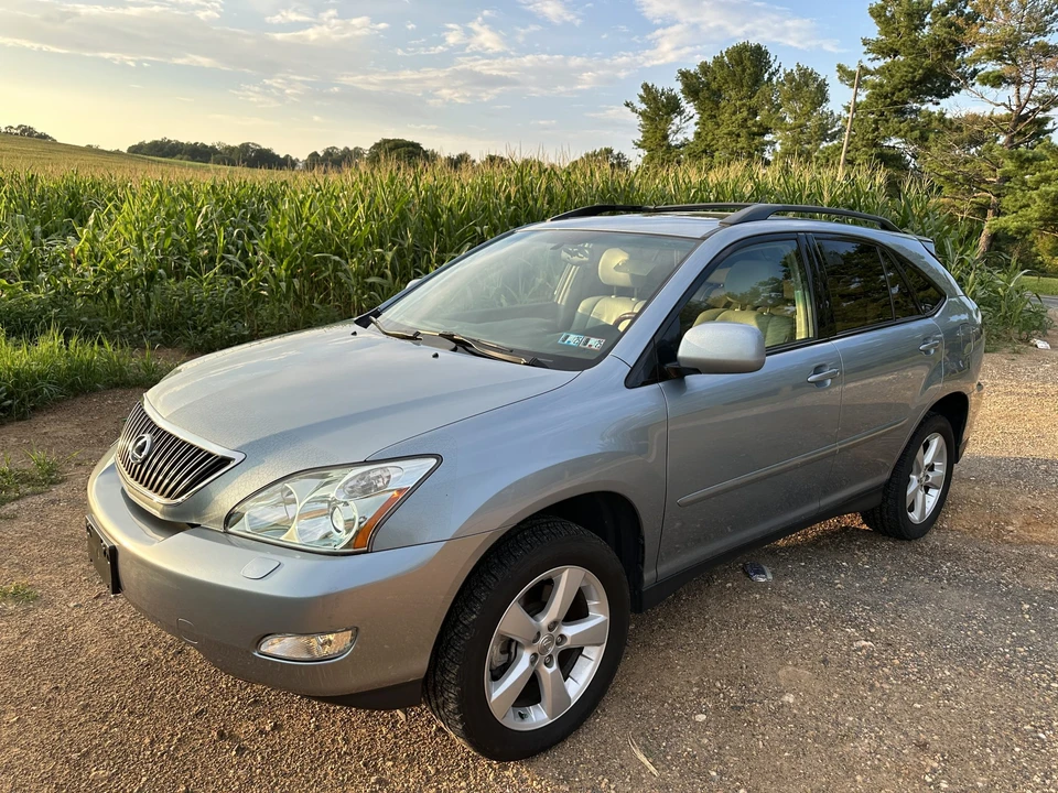 2004 Lexus RX 2nd Gen - Image 22 of 31