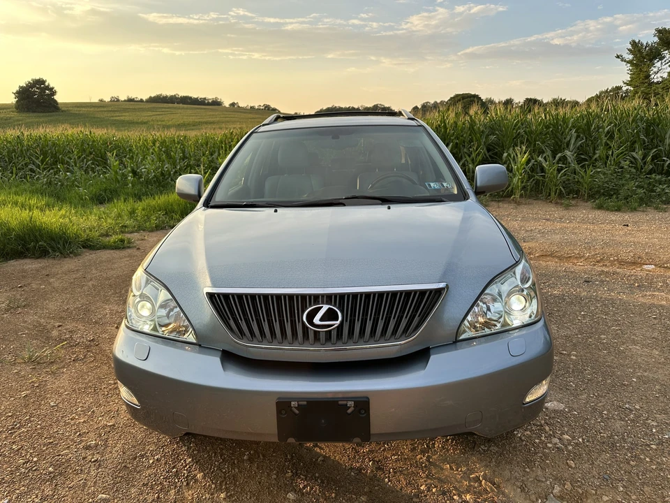 2004 Lexus RX 2nd Gen - Image 27 of 31