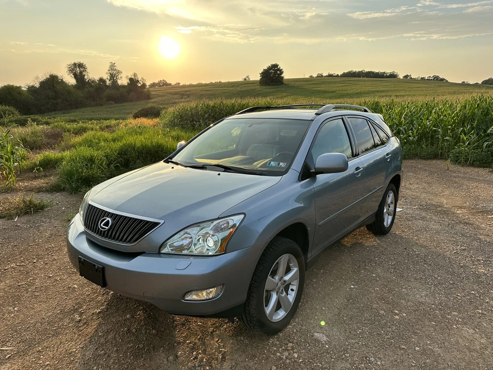 2004 Lexus RX 2nd Gen - Image 26 of 31