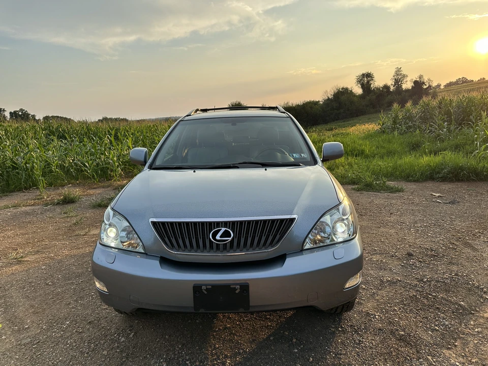 2004 Lexus RX 2nd Gen - Image 28 of 31