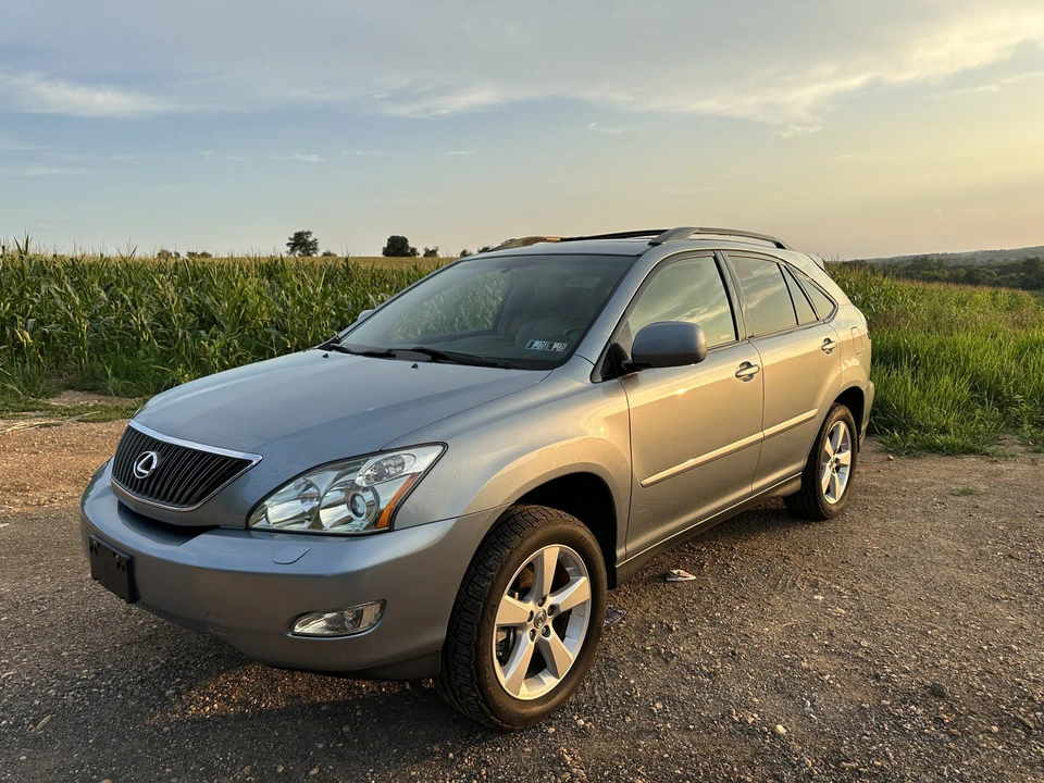 2004 Lexus RX 2nd Gen - Image 24 of 31