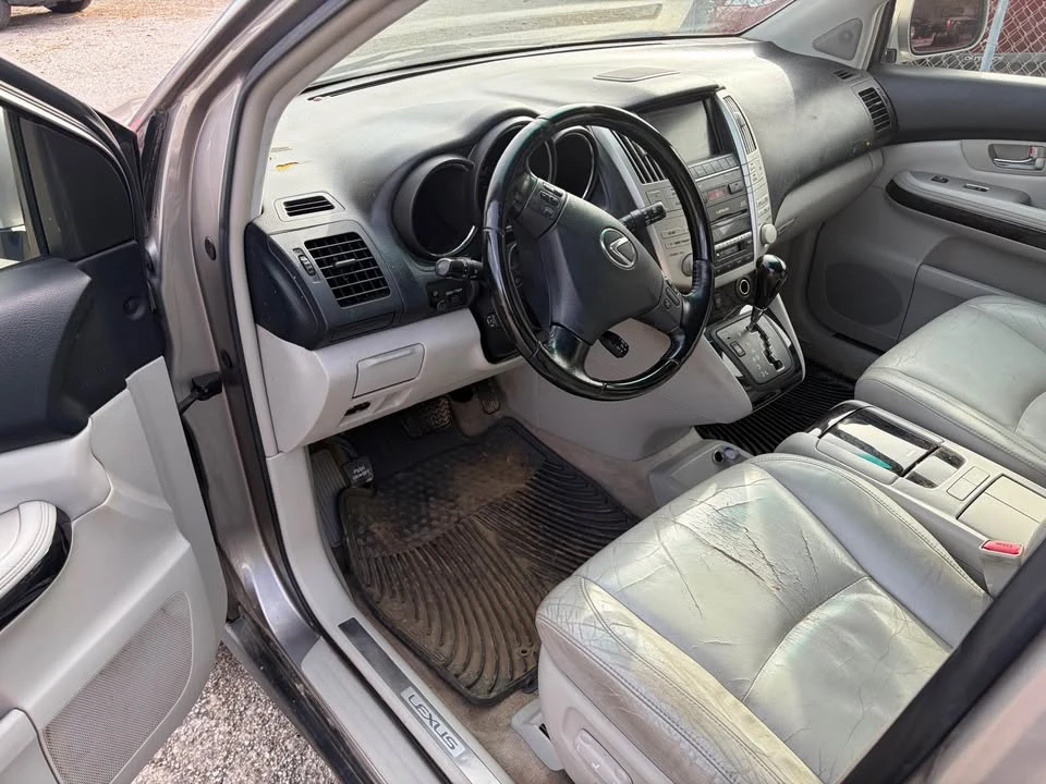 2004 Lexus RX 2nd Gen - Image 10 of 10