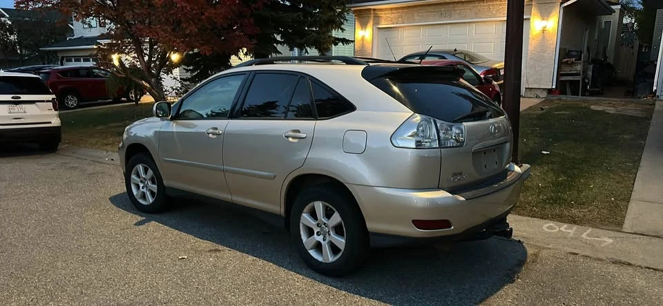 2004 Lexus RX 2nd Gen - Image 3 of 6