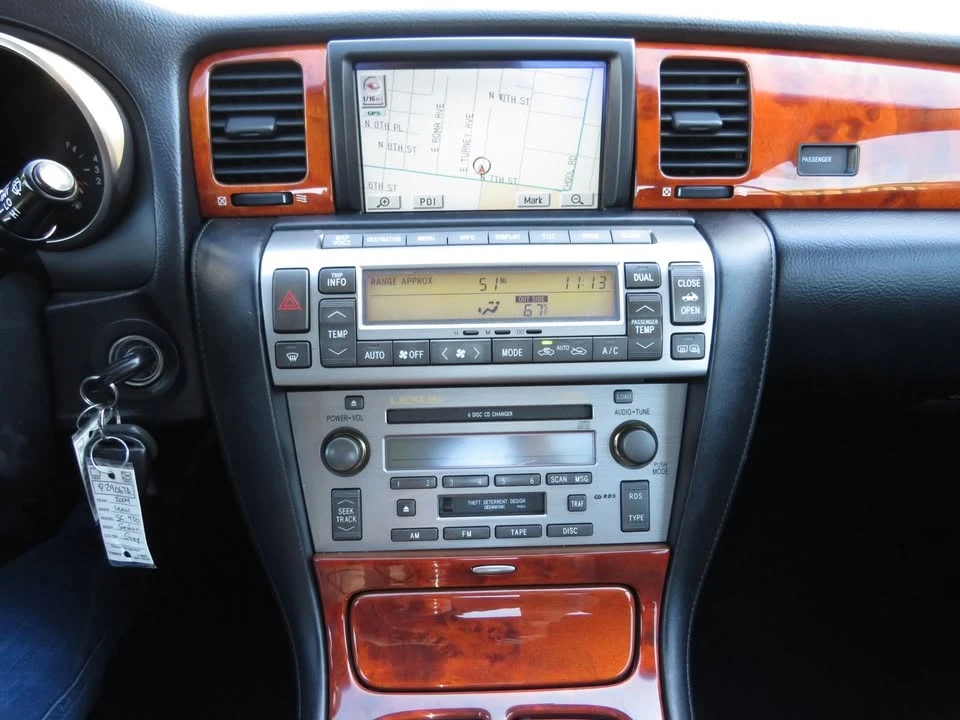 2004 Lexus SC430 - Image 13 of 20