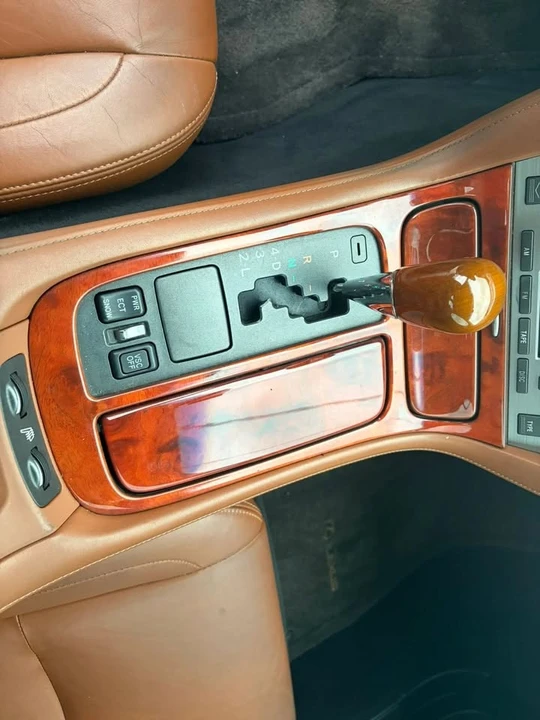 2004 Lexus SC430 - Image 15 of 16