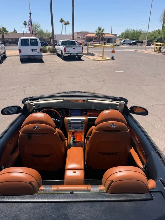 2004 Lexus SC430 - Image 9 of 10