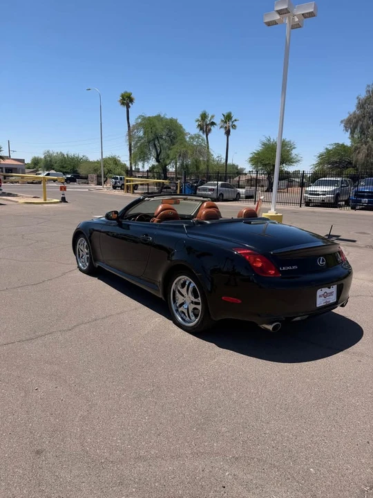 2004 Lexus SC430 - Image 4 of 10