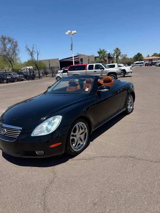 2004 Lexus SC430 - Image 2 of 10
