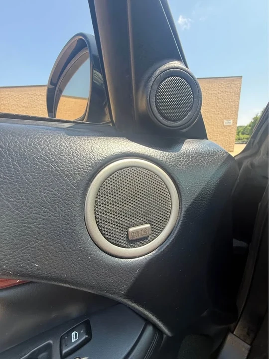2004 Lexus SC430 - Image 13 of 16