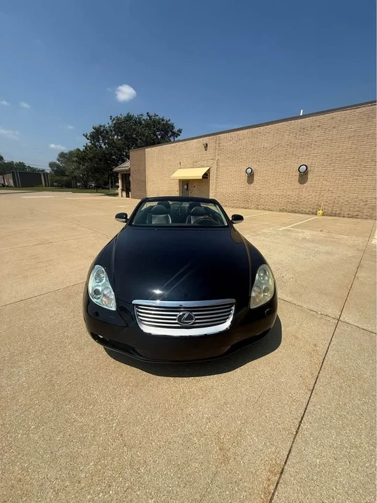2004 Lexus SC430 - Image 8 of 16