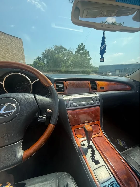 2004 Lexus SC430 - Image 12 of 16