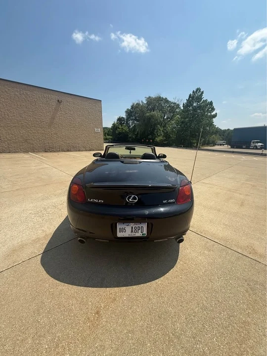 2004 Lexus SC430 - Image 4 of 16