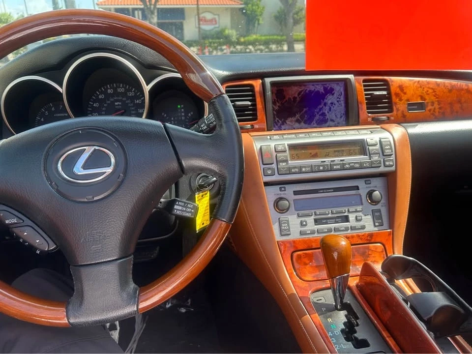 2004 Lexus SC430 - Image 6 of 12