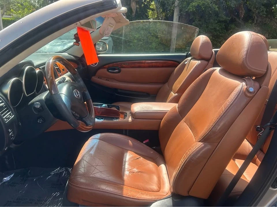 2004 Lexus SC430 - Image 8 of 12