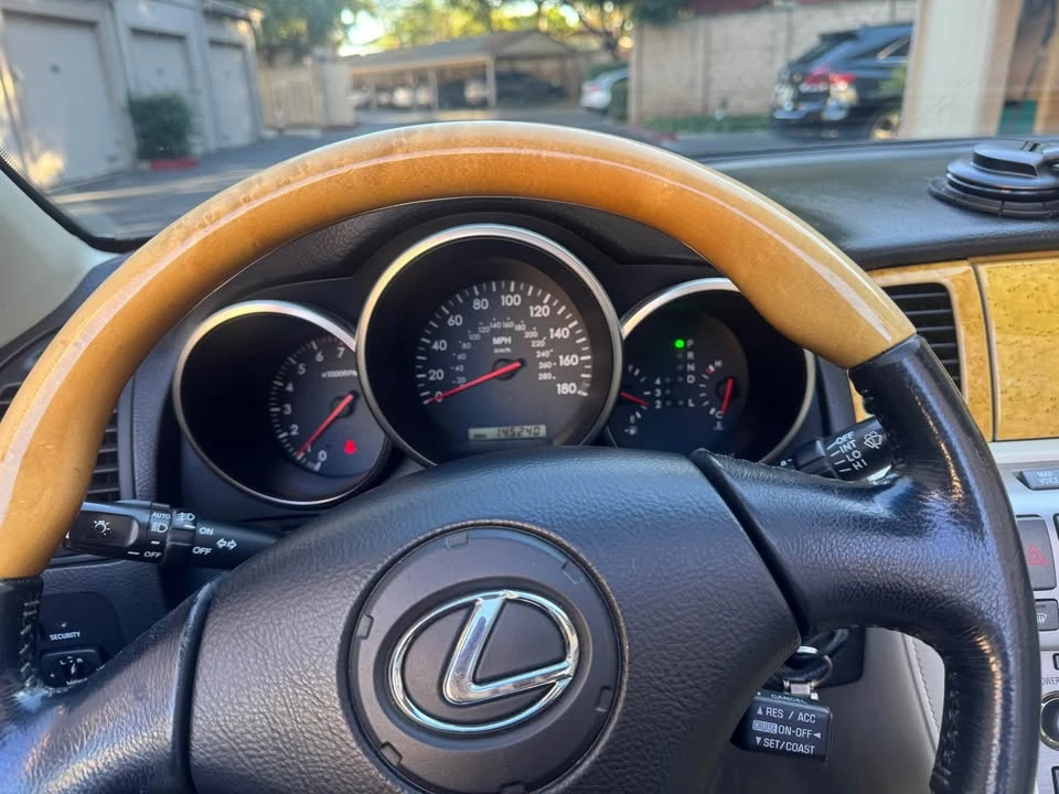 2004 Lexus SC430 - Image 7 of 12