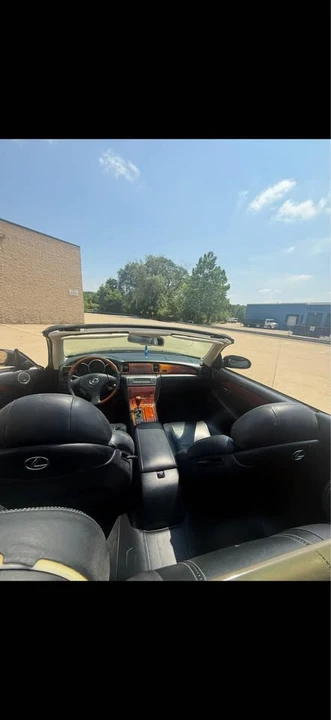 2004 Lexus SC430 - Image 10 of 14