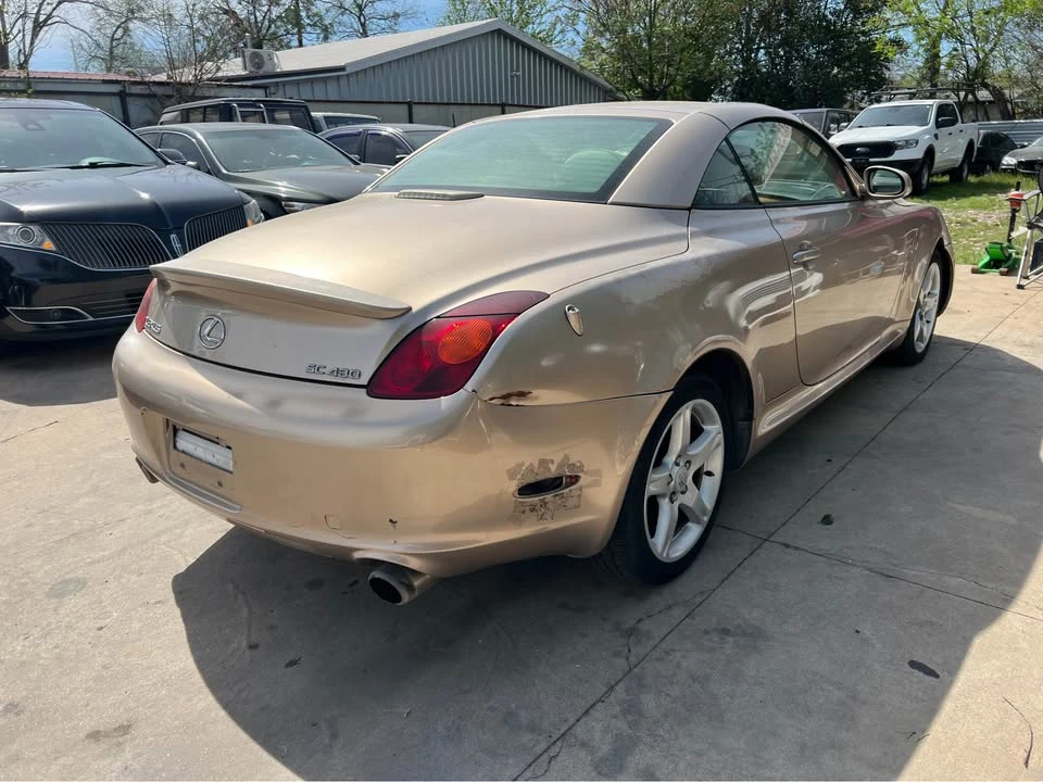2004 Lexus SC430 - Image 5 of 9