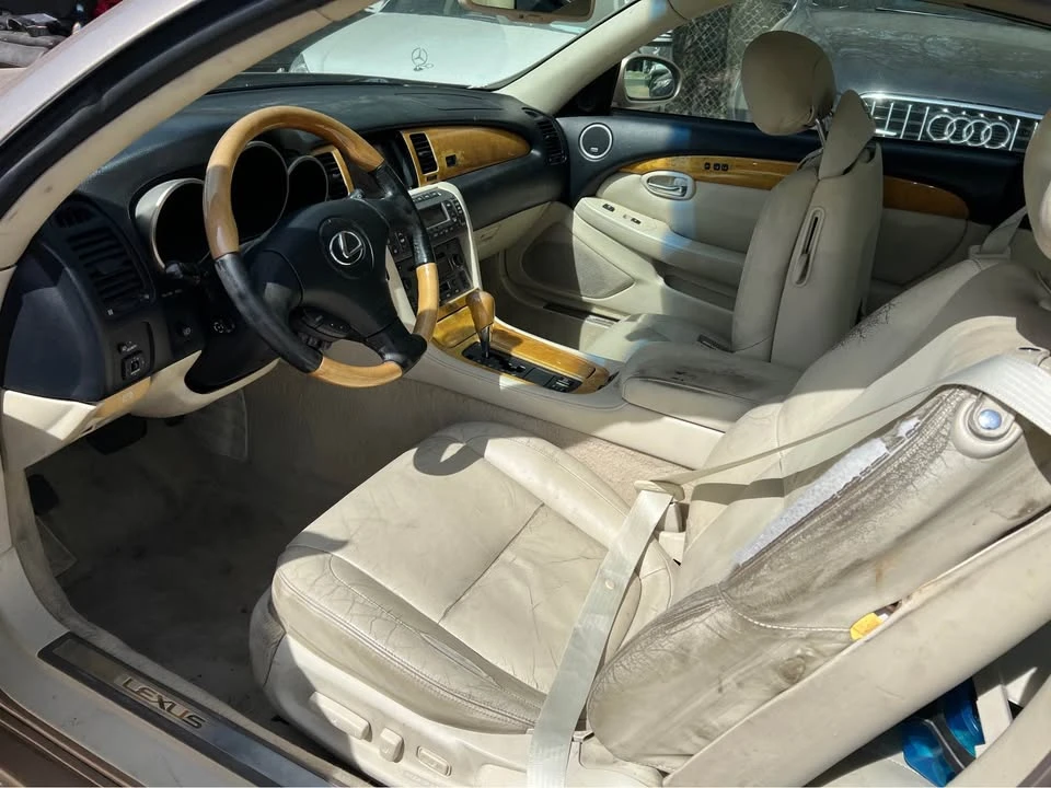 2004 Lexus SC430 - Image 6 of 9