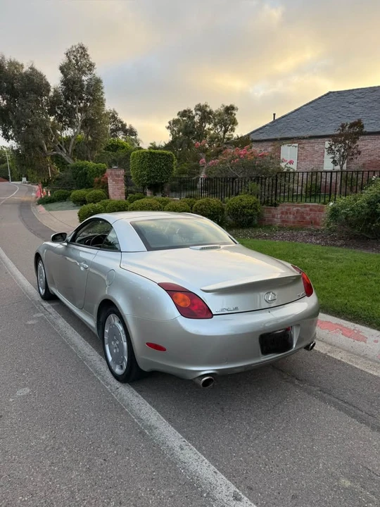 2004 Lexus SC430 - Image 5 of 17