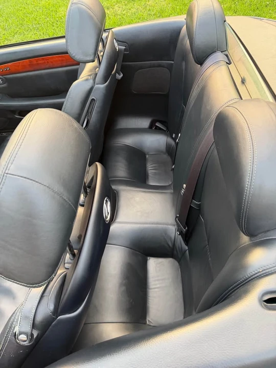 2004 Lexus SC430 - Image 10 of 17