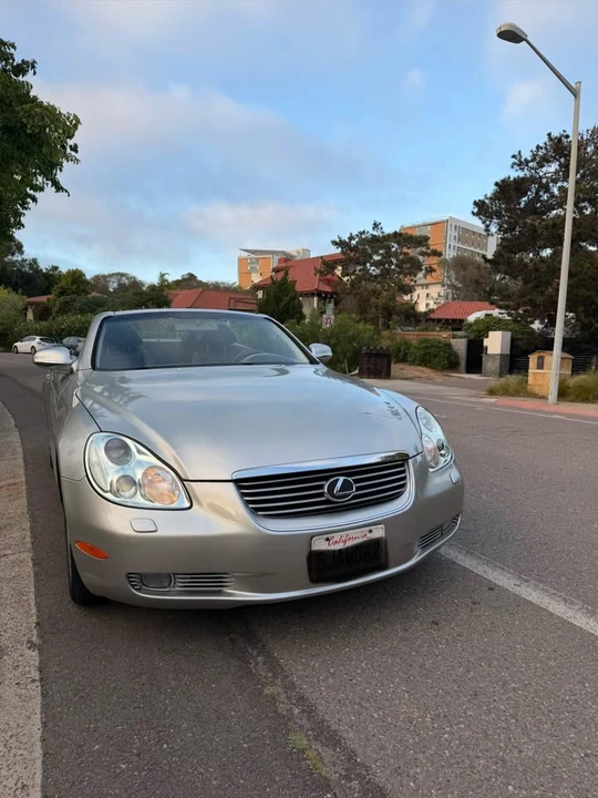2004 Lexus SC430 - Image 2 of 17