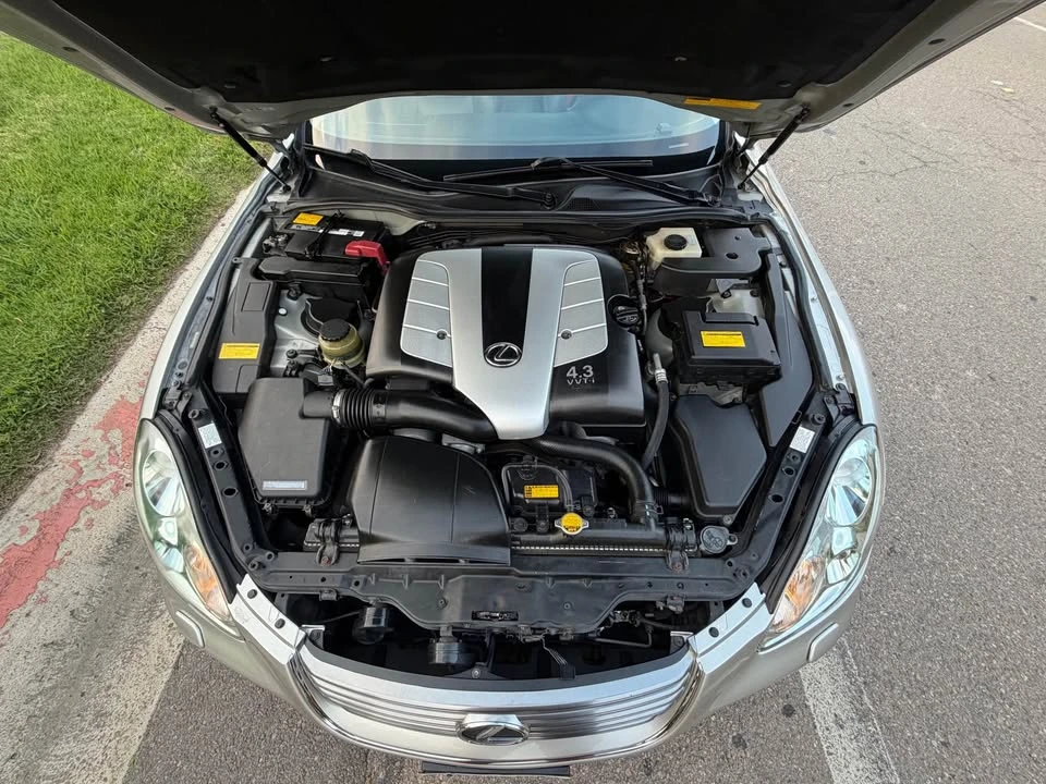 2004 Lexus SC430 - Image 4 of 17