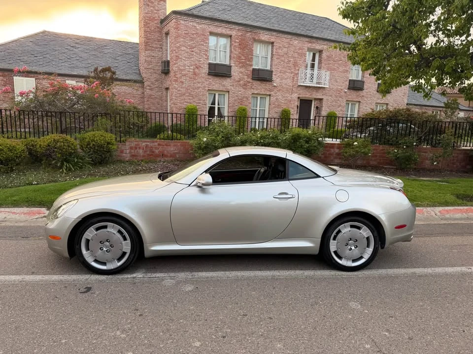 2004 Lexus SC430 - Image 12 of 17