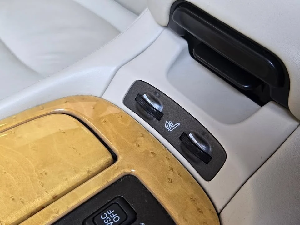 2004 Lexus SC430 - Image 19 of 19