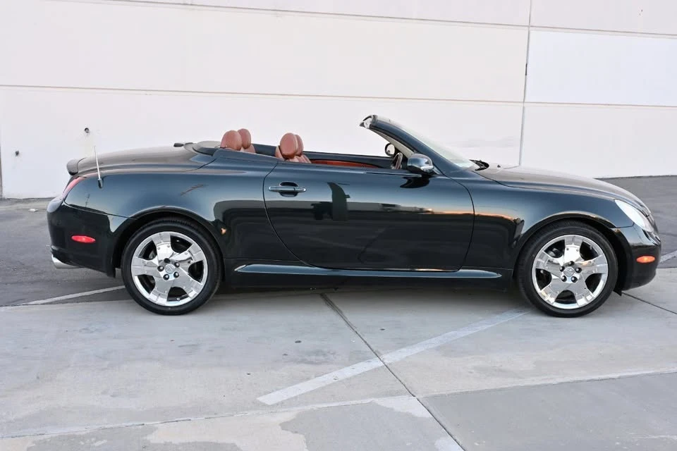 2004 Lexus SC430 - Image 11 of 20