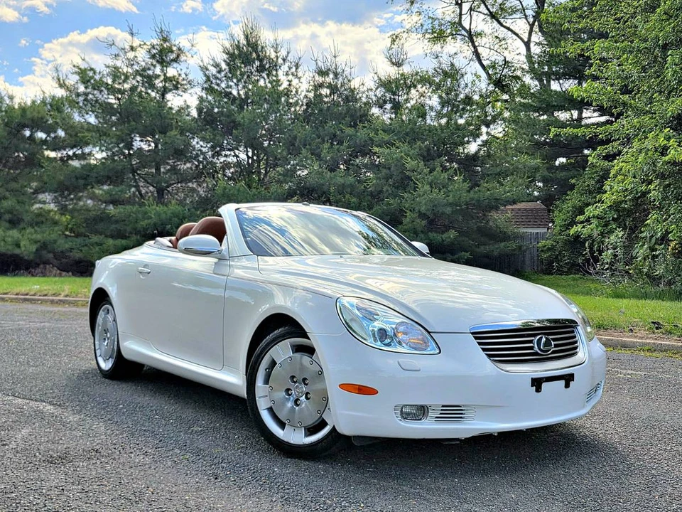 2004 Lexus SC430 - Image 5 of 19
