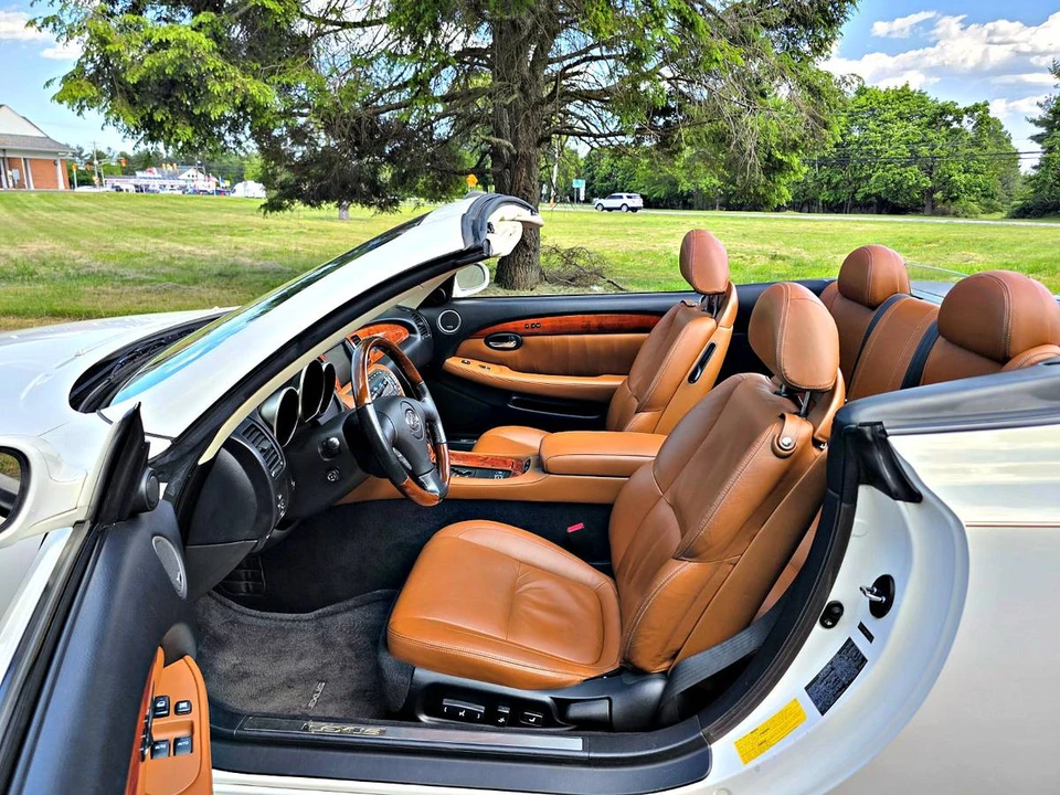 2004 Lexus SC430 - Image 12 of 19